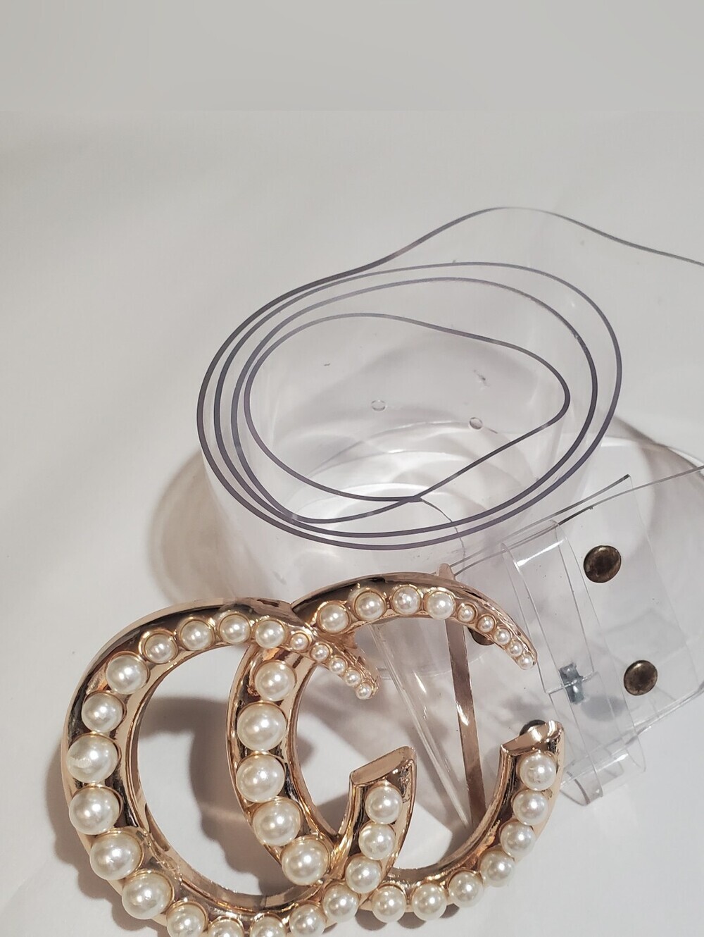 CC CLEAR Y2K BELT. FAUX PEARLS. NEWER